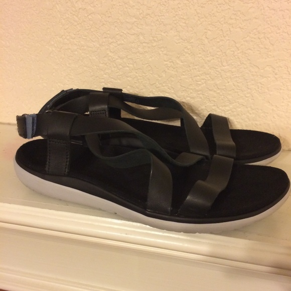 women's terra float livia lux sandal